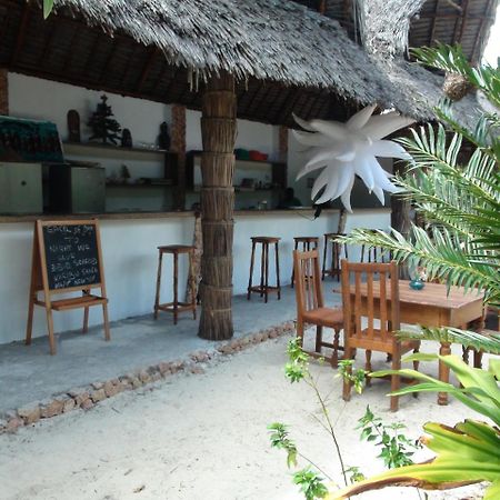 Hotel Crim Wind Freedom Jambiani  Exterior foto